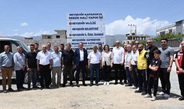Nevşehir Hatay'a sebze hali yaptırıyor