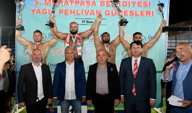 Video hakemli ilk güreşlerin başpehlivanı Orhan Okulu oldu