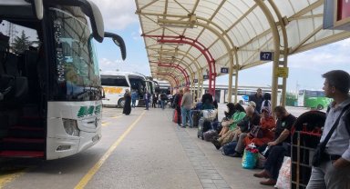 Bursa Terminali'nde bayram hareketliliği