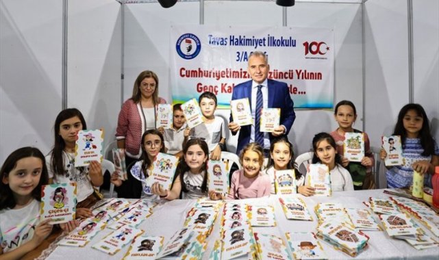 Türkiye'nin en ünlü yazarları bu fuarda