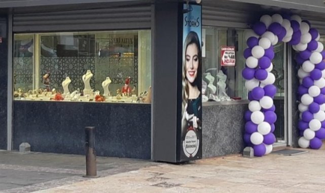 Düzce'de 'yılların kuyumcusu ürünleri teslim etmiyor' iddiası