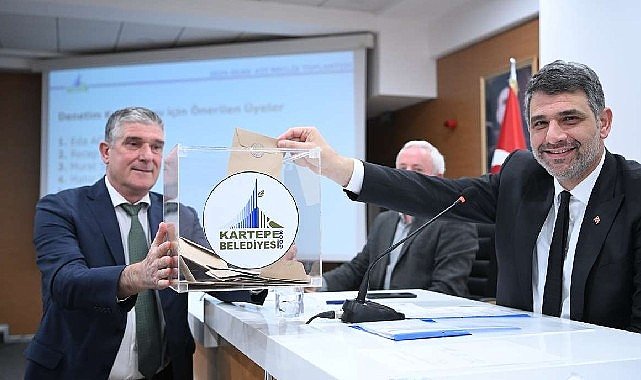 Kartepe'de 2024'ün ilk meclis toplantısı yapıldı
