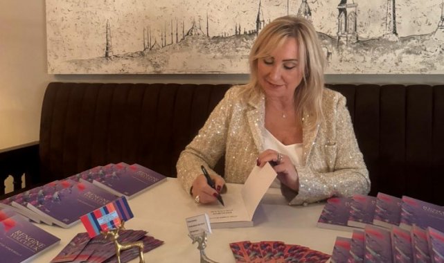 Ayşe Ayşen Bulut'un "Rengine Yolculuk" kitabına yoğun ilgi
