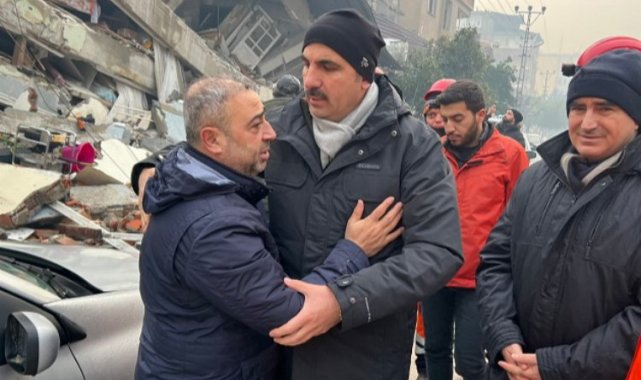 Başkan Altay deprem şehitlerini andı