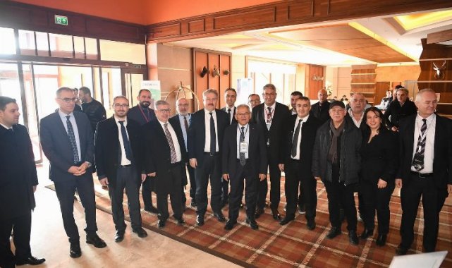 Başkan Büyükkılıç'tan zirvede "bilişim" vurgusu