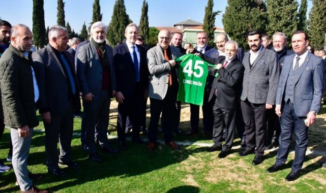 Cumhur İttifakı adaylarından Akhisarspor'a ziyaret