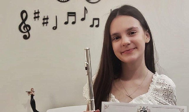 Zeynep Ece Kaplan Lüleburgaz'ı gururlandırdı