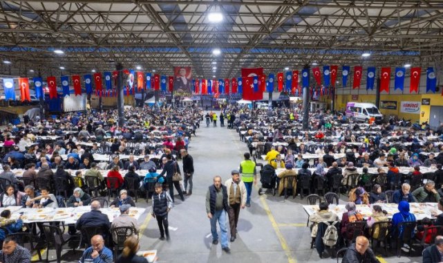 Başkan Tokat, iftar sofrasında vatandaşla buluştu
