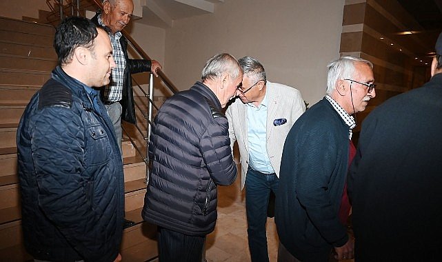 Başkan Topaloğlu'ndan yaşlılara iftar yemeği