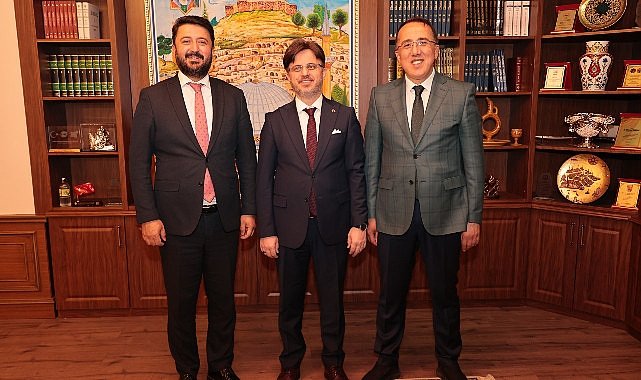 Sağlık Bakan Yardımcısı Huzeyfe Yılmaz, Nevşehir Belediye Başkanı Dr. Mehmet Savran'ı ziyaret etti
