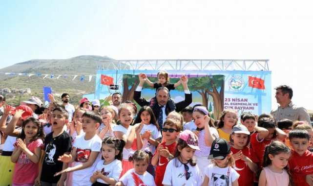 Başkan Yalçın'dan 23 Nisan mesajı