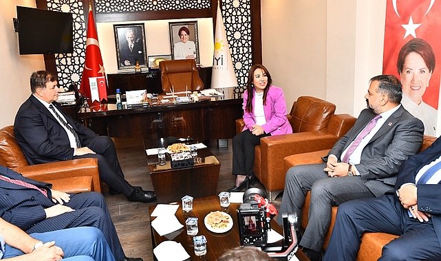 Başkan Tugay'dan İYİ Parti'ye ziyaret “5 yıl hep beraber çalışacağız