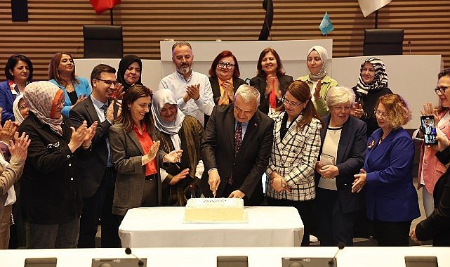 Mahalle kadın derneklerinden Başkan Şadi Özdemir'e ziyaret