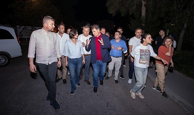 Başkan Tugay, Selçuk'ta yangın bölgesinde incelemelerde bulundu