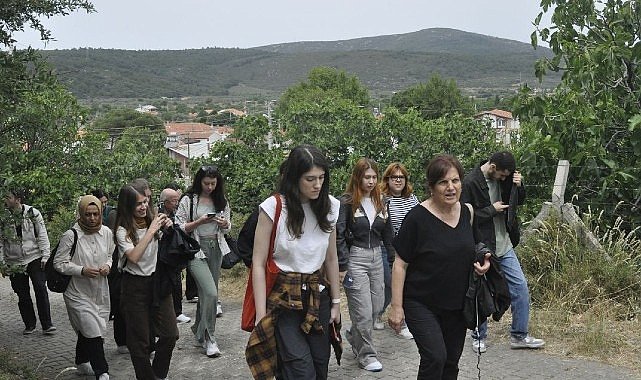 Egeli genç sosyologlardan Ege'nin köylerine uygulama gezisi