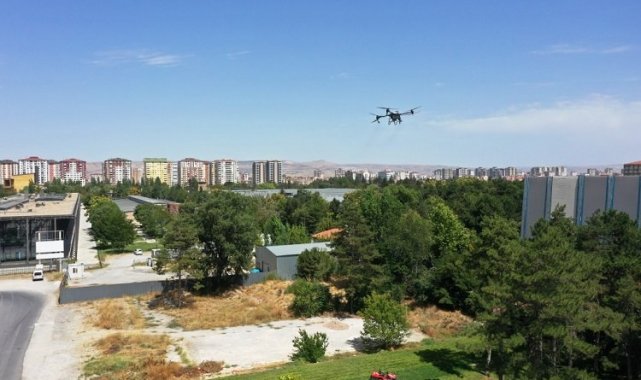 Kayseri Kocasinan'da drone ile kapsamlı ilaçlama