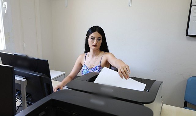 Karşıyaka'da milyonlarca evrak dijital arşive taşındı