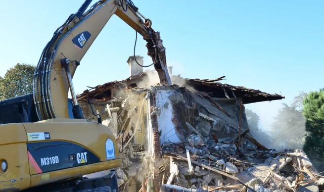 Bursa Yıldırım'da 934 kaçak yapı yıkıldı