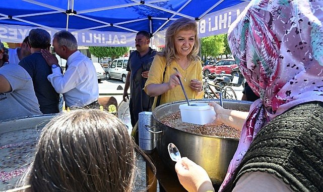 Salihli Belediyesi'nden Aşure Hayrı