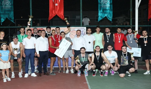 Zafer Turnuvası'nda kupalar sahiplerini buldu