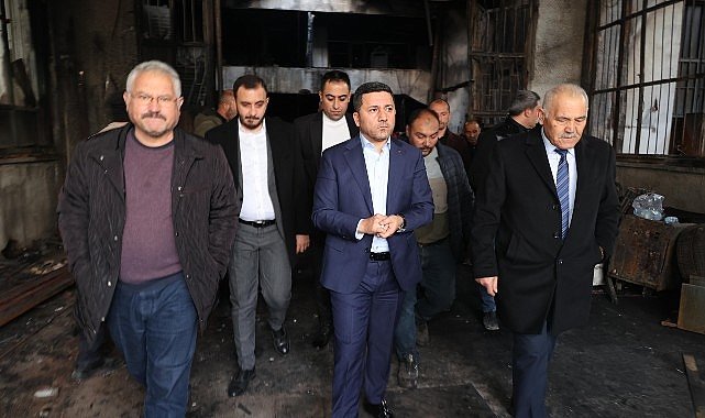Başkan Arı'dan işyeri yanan esnafa 'geçmiş olsun' ziyareti