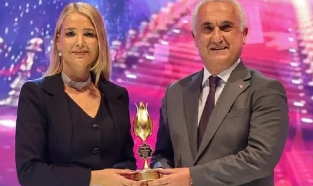DOSABSİAD Başkanı Çevikel'e, Muş'tan anlamlı ödül