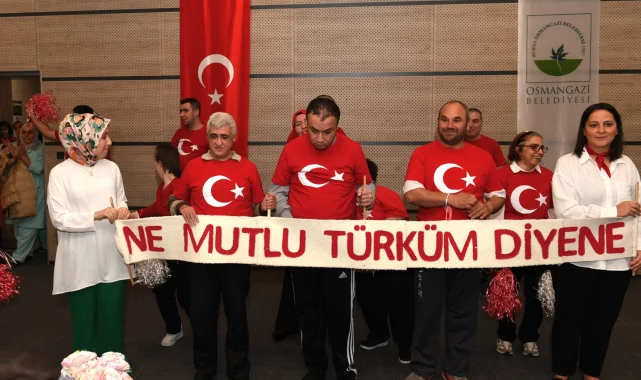 Engelli bireyler Atatürk'ü saygı ve özlemle andı