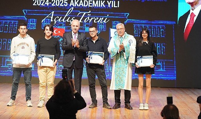 EÜ Akademik Yıl Açılışı TBMM Başkanı Prof. Dr. Numan Kurtulmuş'un Teşrifleriyle Gerçekleşti