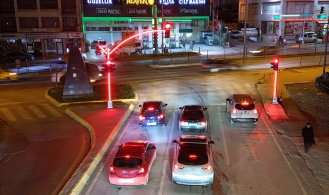 Gölcük'e modern sinyalizasyon sistemi