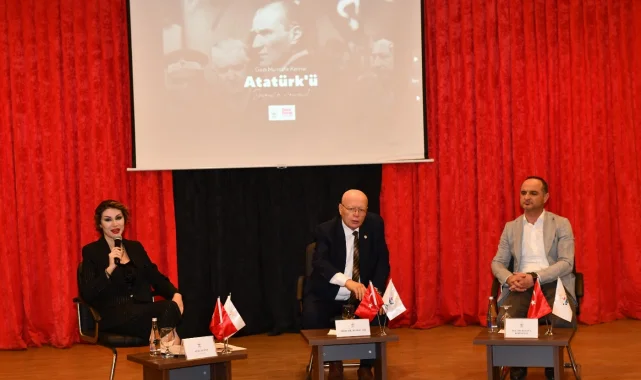 İzmir Çiğli'de "Önce İnsan ve Bir Dahi Atatürk"e büyük ilgi