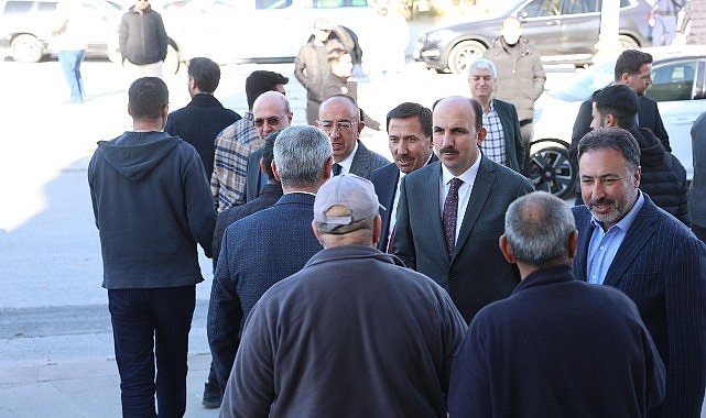 Milletvekili Özer, Başkan Altay ve İlçe Belediye Başkanları Beyşehirliler Yapıcı Camii'nde Vatandaşlarla Buluştu