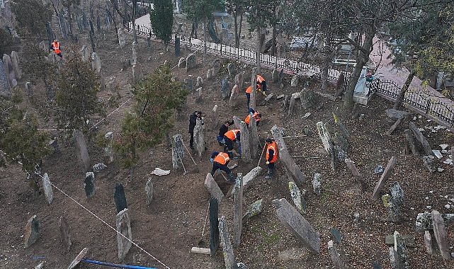 Başkan Altay: “Ahlat'tan Sonraki En Önemli Türkiye Selçuklu Mezarlığında Mezar Taşlarını Restore Ediyoruz