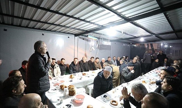 Bereket Sofrası Mevlana Camiinde Kuruldu