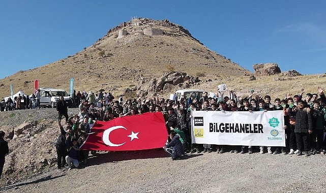 Bilgehanelerin 8. Sınıf Öğrencileri Takkeli Dağ'da Zirve Yolculuğu Deneyimi Yaşadı