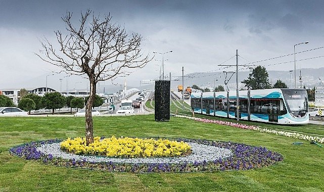 İzmir'in tramvay filosu büyüyor 22 araçlık ihale sonuçlandı