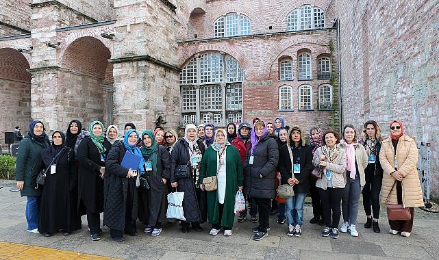 Küçükçekmece Belediyesi'nden Kadınlara Özel Gezi: İstanbul'un Simgelerine Ücretsiz Yolculuk Devam Ediyor