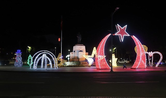 Muğla Büyükşehir'in Süslemeleriyle Muğla Işıl Işıl