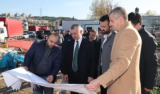 Solaklar'a şimdi de yaya üst geçidi geliyor