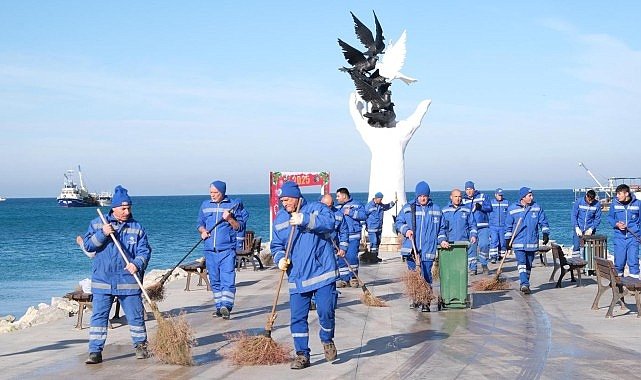 Başkan Çerçioğlu Kuşadası'nda Çevre Bakım Çalışmalarını Sürdürüyor