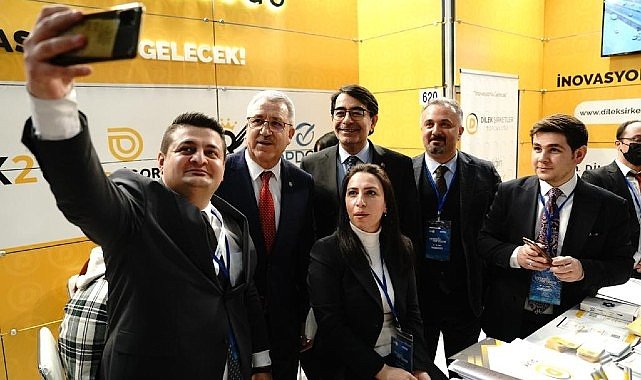 Rektör Prof. Dr. Budak, “Ege Kariyer Fuarı, öğrencilere kariyer planlarında yeni ufuklar açacak