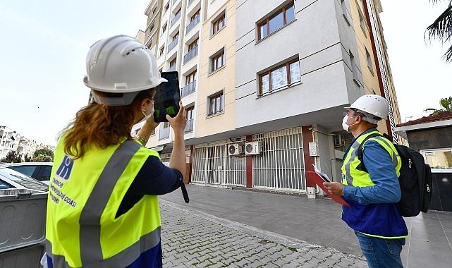 İzmir'de Bornova ve Bayraklı'da binaların üç boyutlu analizleri yapıldı