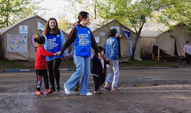 1-7 Mart ''Deprem Haftası'' TEGV, çocukları deprem konusunda bilgilendiriyor ve bölgedeki çalışmalarına kesintisiz devam ediyor