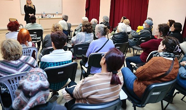 Konak'ta 7'den 70'e afet bilinci eğitimi