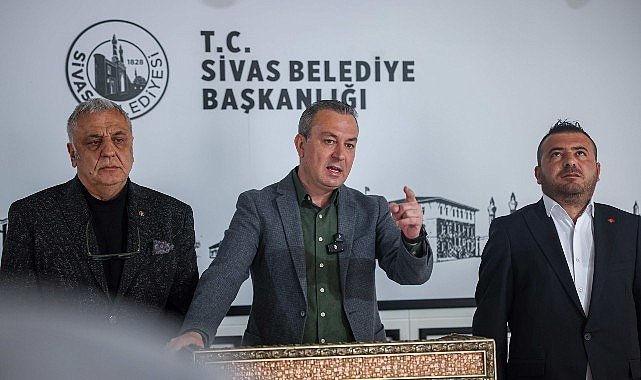 Seyyar Satıcının Dükkânı Çıktı...