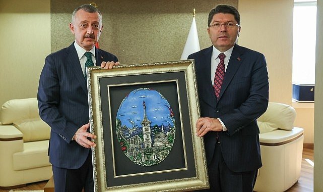 Bakan Tunç'tan Büyükakın'a ziyaret