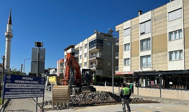 Başkan Çerçioğlu, Efeler'in yollarını yenilemeyi sürdürüyor
