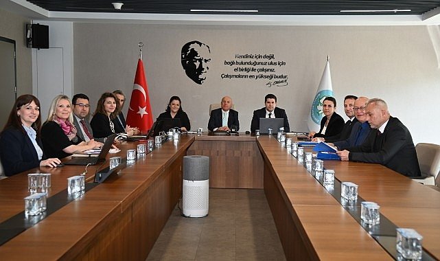 Büyükşehir 'Mevzuat İnceleme Komisyonu' Toplandı