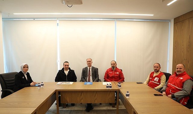 İnegöl Belediyesi'nden Gazze İçin Sıcak Yemek Kampanyası