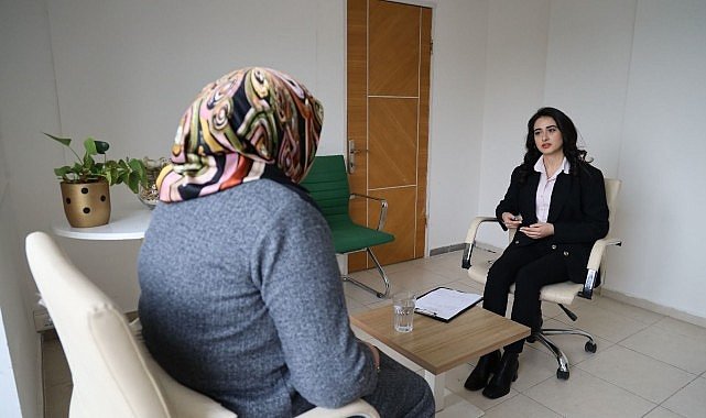 Karşıyaka'nın ikinci 'Kadın Danışma Merkezi' hizmete açıldı!
