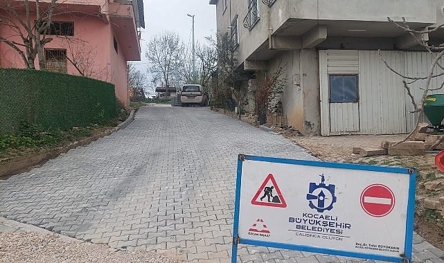Körfez'in köylerine parke taşı döşeniyor